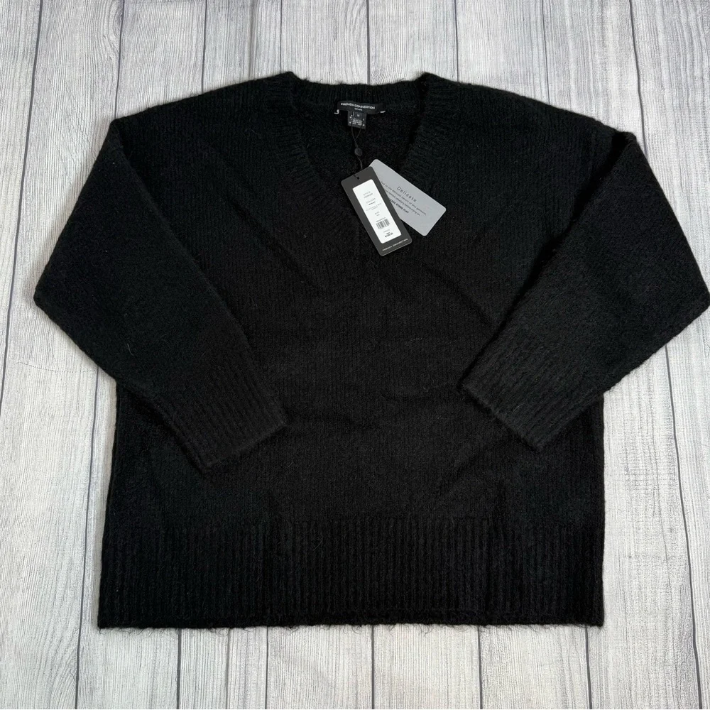French Connection Black Fluffy Knit V-Neck Jumper sweater 100% Wool Size M